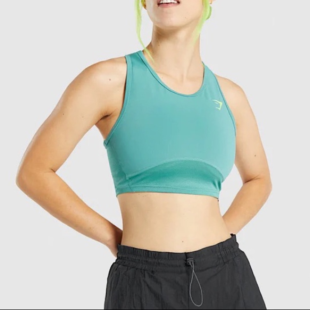 NWOT Gymshark pulse crop tank